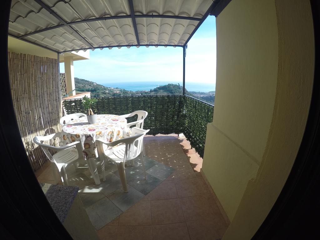 Appartamenti Con Vista Panoramica Санта Мария Наварезе Екстериор снимка