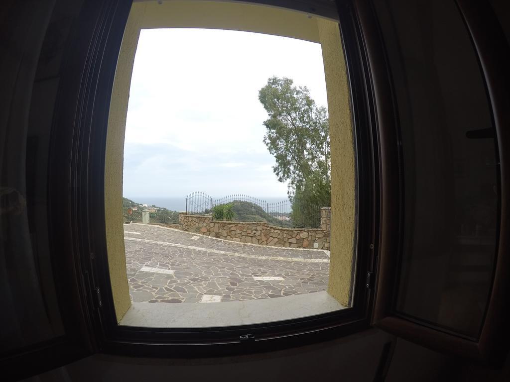 Appartamenti Con Vista Panoramica Санта Мария Наварезе Екстериор снимка